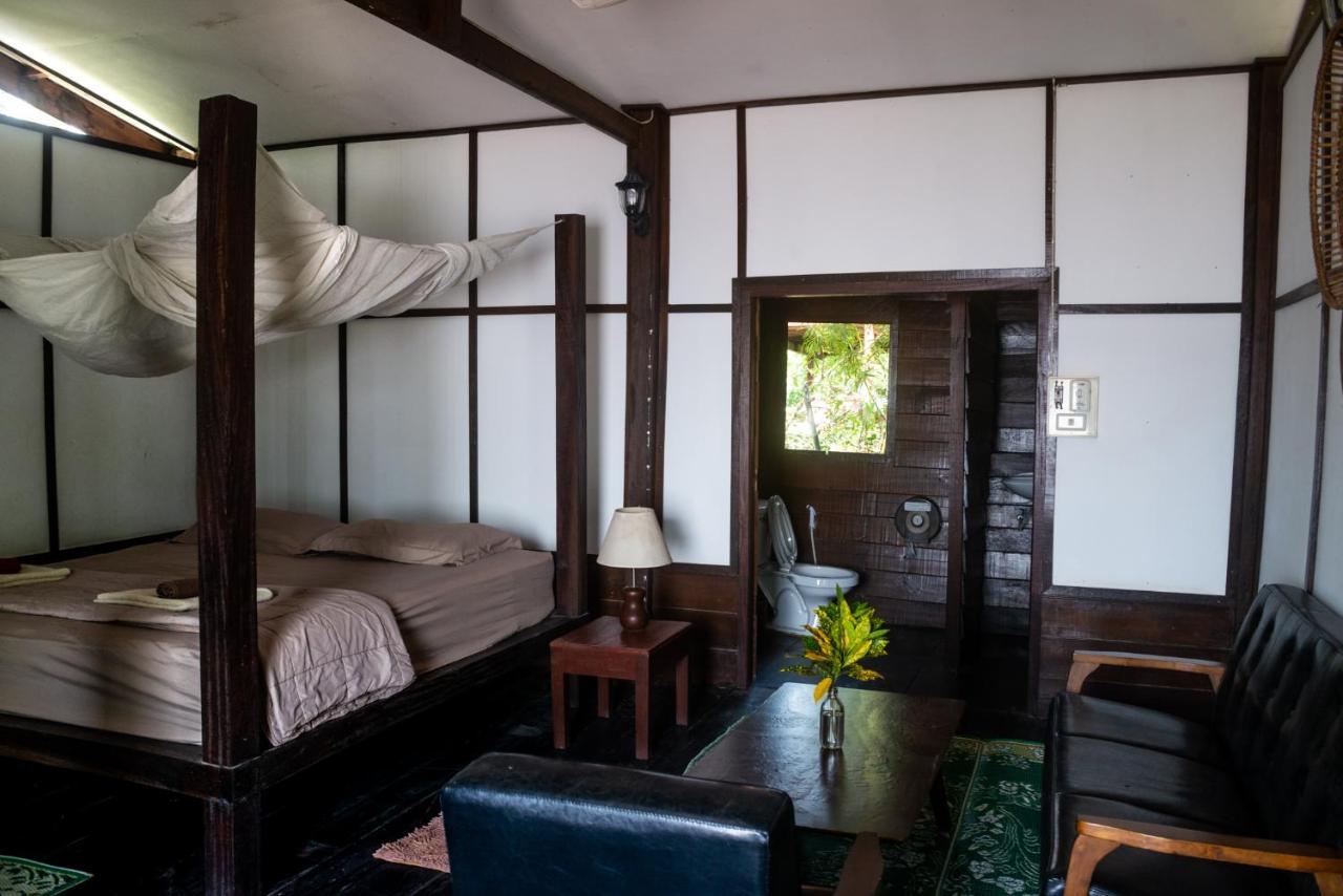 Pomelo Restaurant And Guesthouse - Fishermen & Tammarine Cottages Riverfront - Experience Nature, Culture And Adventure & Tailor-Made Tour Ban Khon Exterior foto