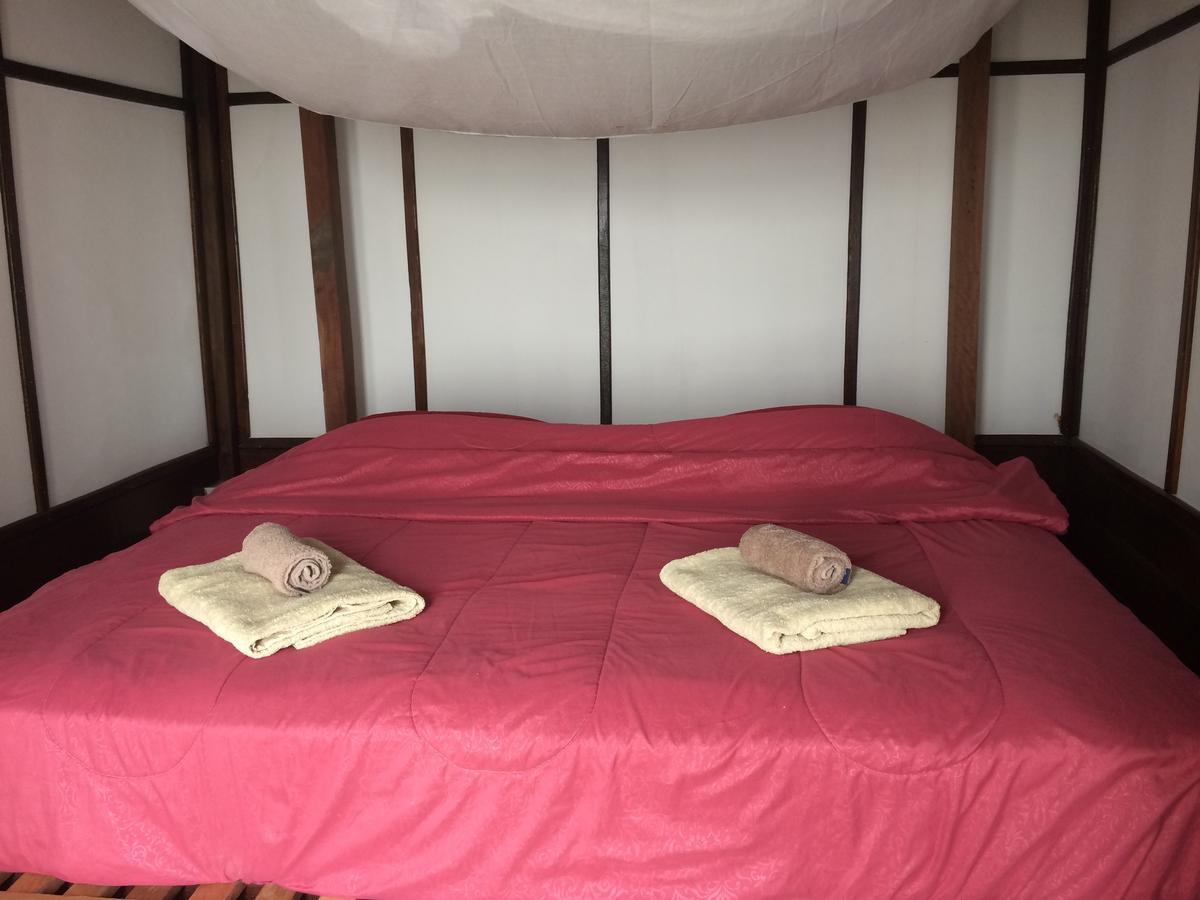 Pomelo Restaurant And Guesthouse - Fishermen & Tammarine Cottages Riverfront - Experience Nature, Culture And Adventure & Tailor-Made Tour Ban Khon Exterior foto